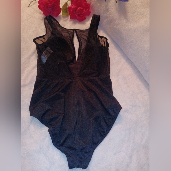 **NWOT** Time and Tru swimsuit - Picture 8 of 12